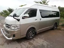 Hiace Grand cabin seats1.webp