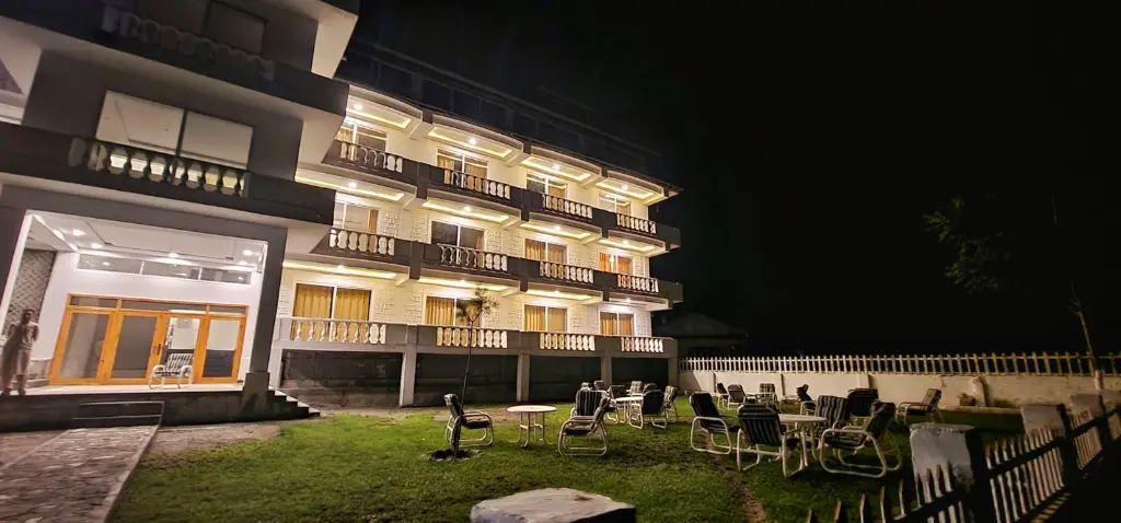 Alpha Hotel Kaghan Night view.webp